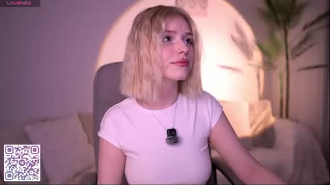 Paula online show from July 31, 7:48 pm