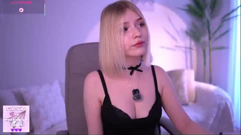 Paula online show from July 25, 8:45 am