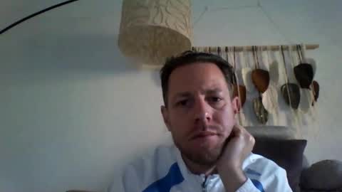 jojo19844 online show from April 27, 4:54 am