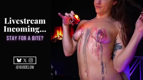    online show from March 1, 11:09 pm