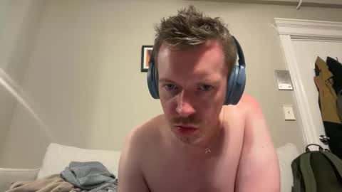 jojohalloran64 online show from May 5, 11:54 pm