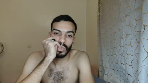 ALICEARABIAN online show from December 1, 3:43 pm