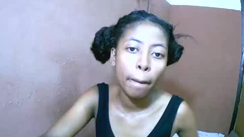 Snapshot of joliekah27 chatting on March 2, 12:32 pm joliekah27 online show from March 2, 12:32 pm