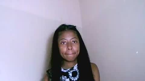 Snapshot of joliekah27 chatting on September 19, 8:23 pm joliekah27 online show from September 19, 8:23 pm