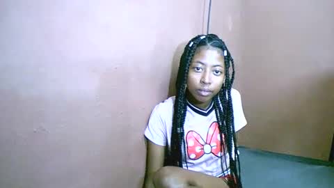 Snapshot of joliekah27 chatting on February 26, 3:21 pm joliekah27 online show from February 26, 3:21 pm