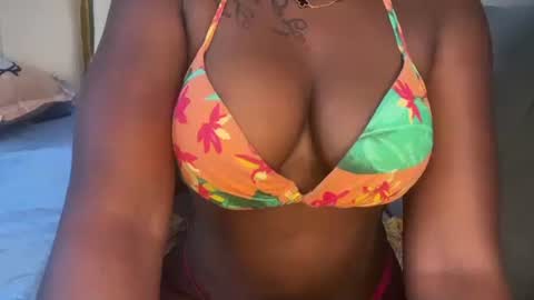 Snapshot of jolly_pretty chatting on September 10, 5:08 am jolly_pretty online show from September 10, 5:08 am