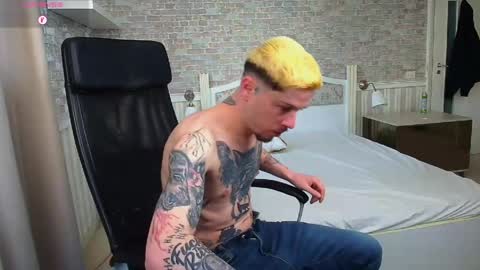 JonahShaw online show from May 7, 4:30 am