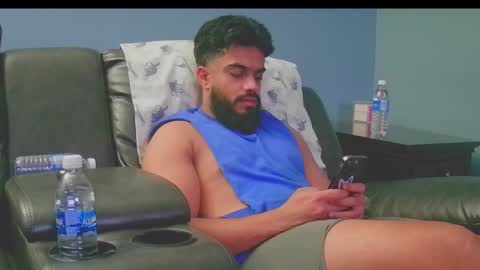 royjon online show from September 19, 12:26 am