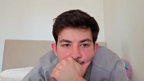 jonhy_merlin online show from May 11, 1:51 pm