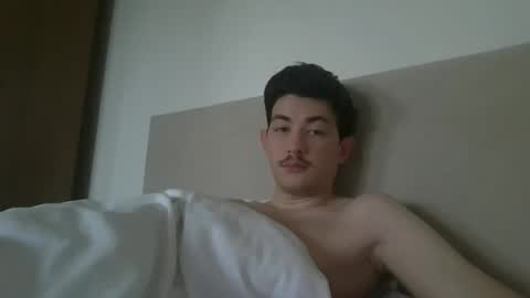 jonhy_merlin online show from May 15, 3:04 am