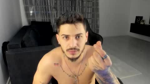 jonnyporn1 online show from February 16, 5:33 pm