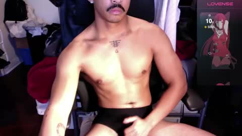 Snapshot of jonutty chatting on October 22, 8:54 pm jonutty online show from October 22, 8:54 pm