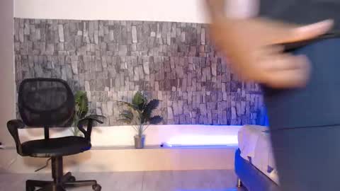 Jackson online show from September 21, 5:50 pm