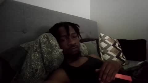 josephlongwat29 online show from May 31, 10:11 pm
