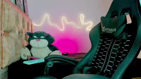 JOSH online show from February 21, 6:27 am