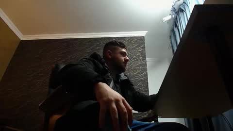 JoshKnight online show from December 4, 6:02 am