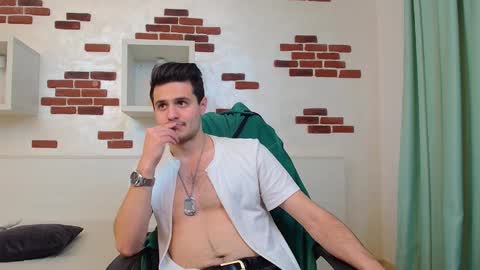 JoshuaGael online show from December 4, 9:45 am