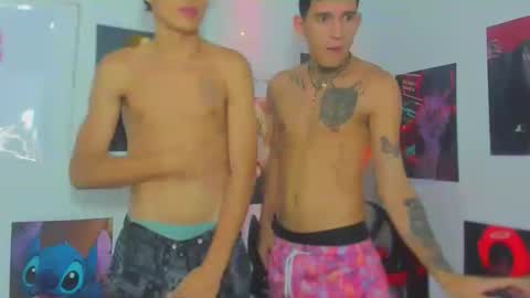 josue_linares online show from November 16, 11:56 am