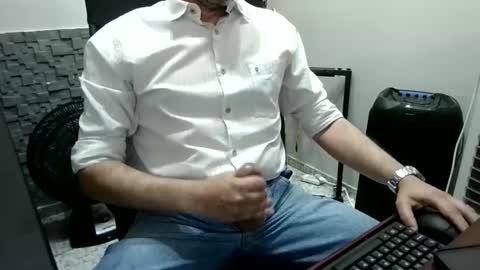 jotacalvarengas online show from April 7, 10:28 am