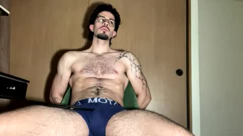 jotarojas1 online show from December 5, 6:12 am