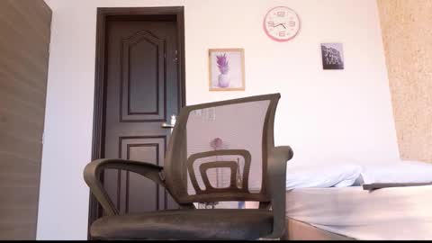 Snapshot of jothafit chatting on October 10, 1:39 pm jothafit online show from October 10, 1:39 pm