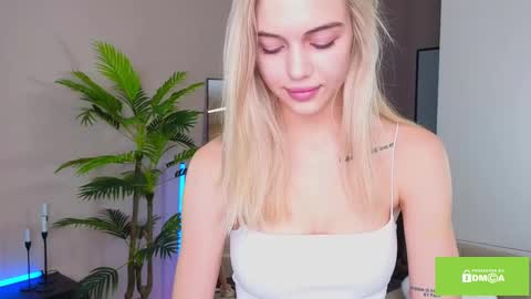 joybunny online show from February 10, 11:25 am