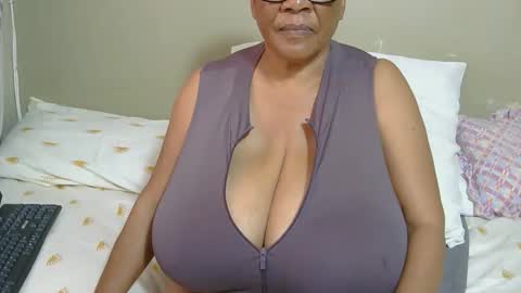 DairyQueen online show from March 25, 12:12 pm