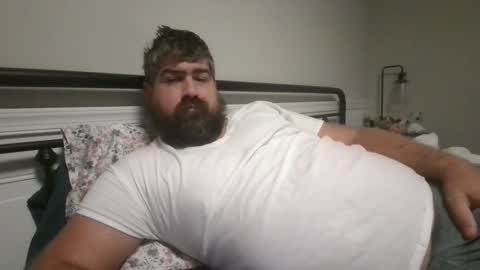 Snapshot of jthompson813 chatting on September 10, 11:33 am jthompson813 online show from September 10, 11:33 am