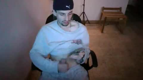 juan235665 online show from June 11, 3:04 am