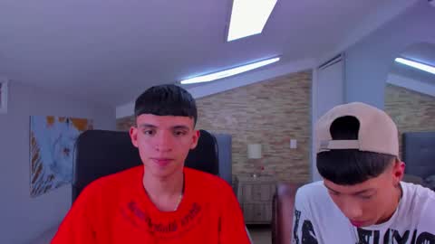 JuanSteven online show from March 5, 7:38 am