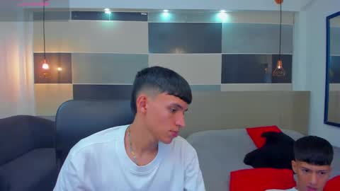 JuanSteven online show from March 2, 12:54 pm