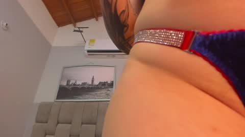 Juana online show from March 25, 11:50 am