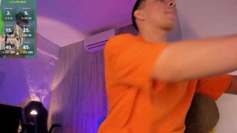 Juan David online show from October 5, 2:13 pm