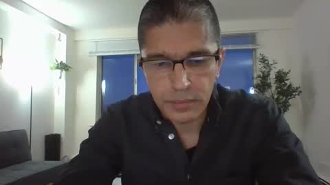 juanearth1 online show from February 2, 10:39 pm