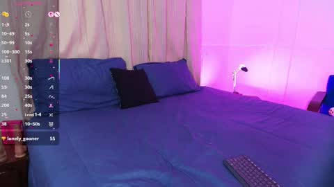 Blue online show from September 27, 5:32 pm