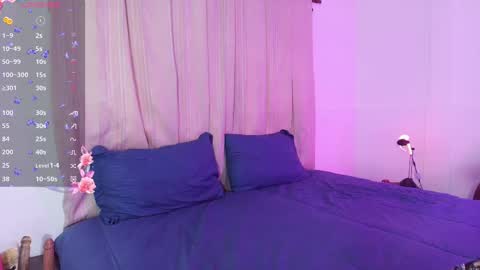 Blue online show from September 10, 4:19 pm