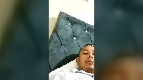 juanjoseavilacabada online show from June 14, 4:58 am