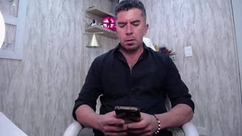 Juan k online show from March 9, 3:44 am