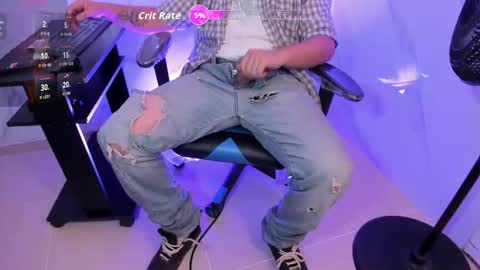 JUAN  online show from March 21, 3:38 pm