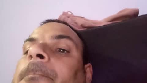 juanyyolanda1308 online show from April 24, 7:49 pm