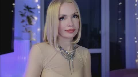 Goddess Julia online show from March 30, 9:15 pm