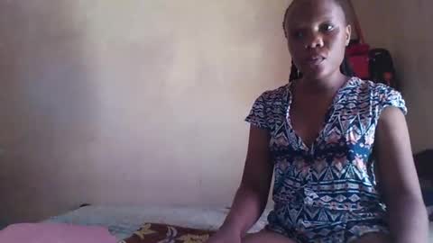 juice_petite3 online show from February 22, 10:07 am