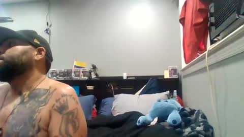 Juiceepawwg420 online show from June 13, 6:51 pm