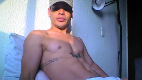 Miguel online show from March 28, 10:33 pm