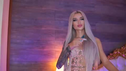 Jessye online show from September 18, 8:46 pm