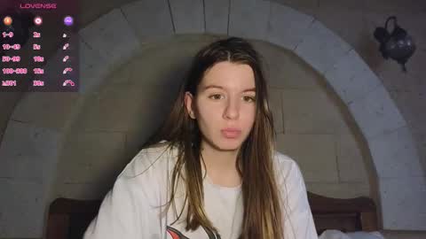 laura online show from December 22, 12:45 pm