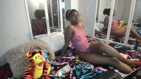 Ask online show from April 15, 5:33 am