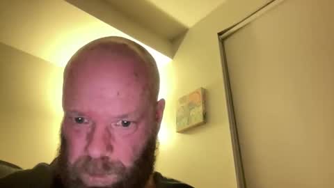 juicymommabear online show from March 7, 8:47 am