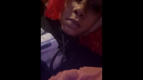 juicyslutx online show from December 4, 8:30 pm