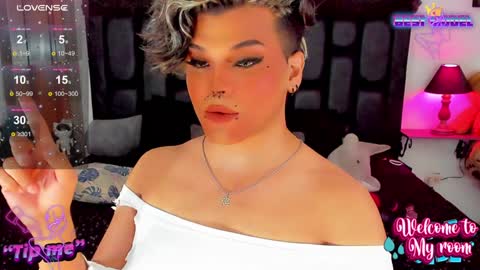 Jujubee online show from December 17, 1:16 pm